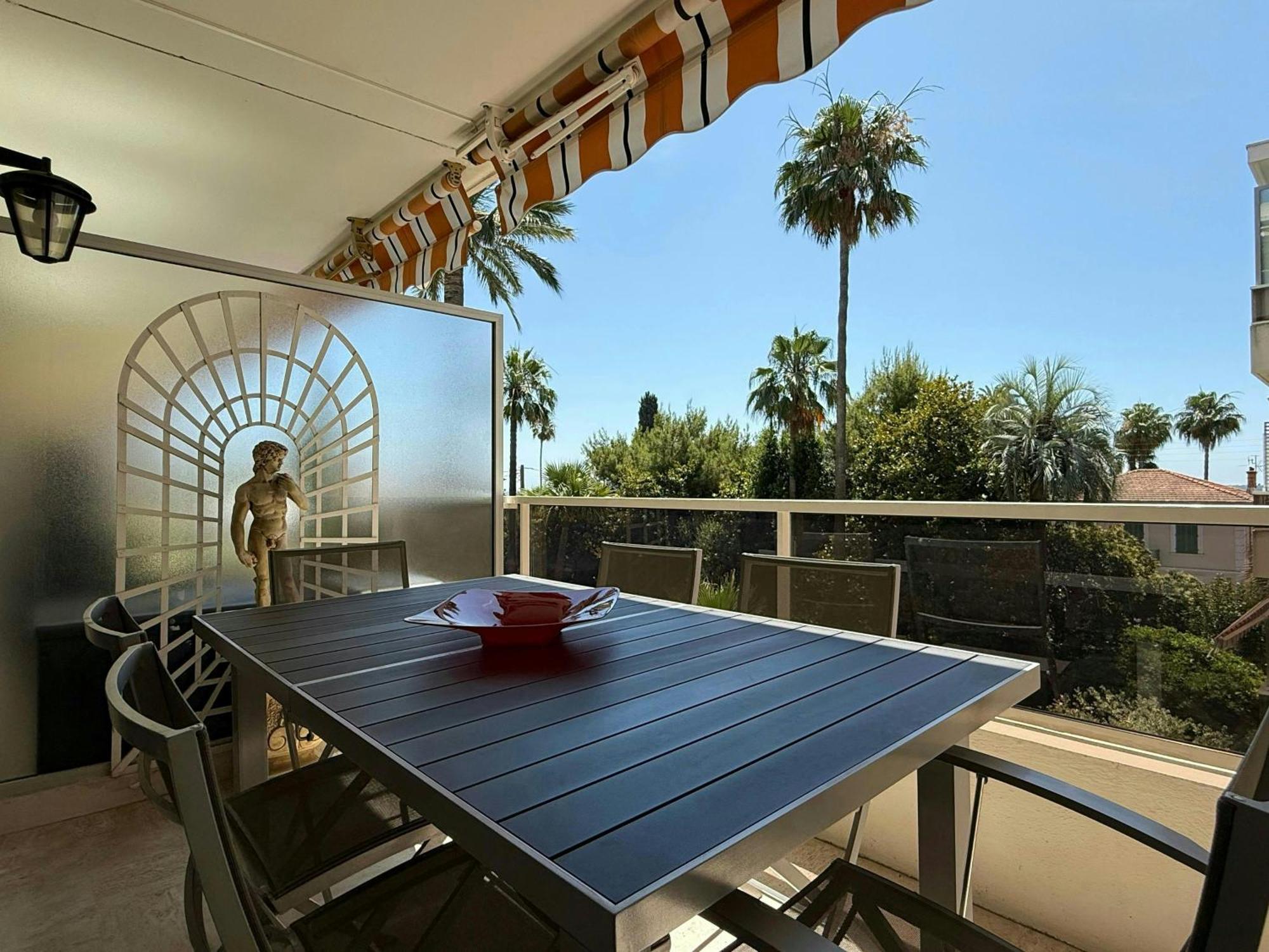 Appartement Marilyn Beach 2 Piece Vue Mer Terrasse Garage Cannes